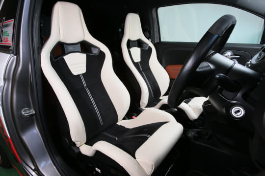 ABARTH 595　RECAROシート