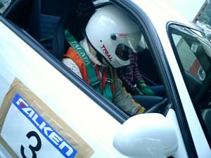 0683.jpg (23700 �o�C�g)