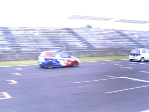 1000090.jpg (20692 �o�C�g)