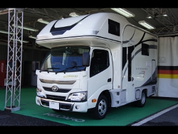 TOYOTA�@�J�����[�h�@�Ɂ@RECARO�i���J���j�@SR-7F�@GK100�@BK/BK�@�~���E�@����