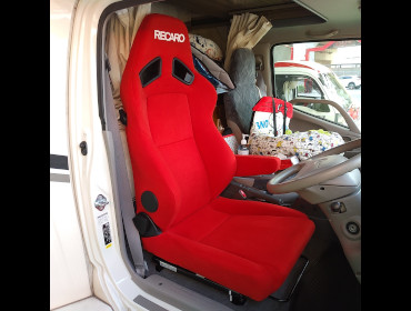 TOYOTA�@�J�����[�h�@�Ɂ@RECARO�i���J���j�@SR-7F�@KK100�@RED�@����