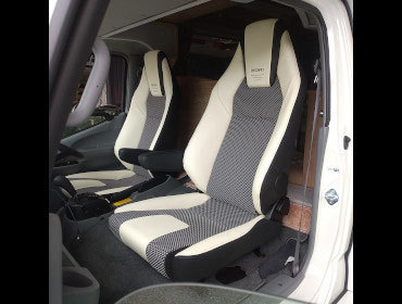 TOYOTA�@�J�����[�h�i2021�N�j�@�Ɂ@RECARO�i���J���j�@LX-F�@WL110H�@���@�A�[�����X�g�t���@�~���E�@����