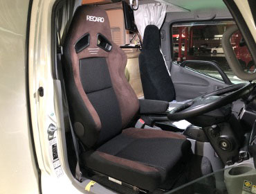 TOYOTA�@�J�����[�h�@KDY281���i2020�N�j�@�Ɂ@RECARO�i���J���j�@SR-7F�@GU100H�@�u���E���@����