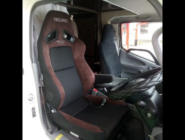 TOYOTA�@�J�����[�h�@GDY�@�Ɂ@RECARO�i���J���j�@SR-7F�@GU100�@�u���E���@A/R�@����