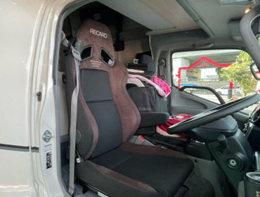 TOYOTA�@�J�����[�h�L�����s���O�J�[�@GDY281���i2023�N�j�@�Ɂ@RECARO�i���J���j�@SR-7F�@GU100�@�u���E���@����