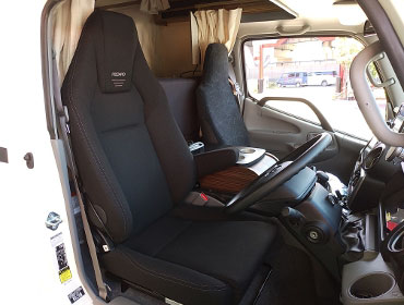 TOYOTA�@�o���e�b�NZil520�@�Ɂ@RECARO�i���J���j�@LX-F�@TR NN�@BK�@�V�[�g�q�[�^�[�t���@����