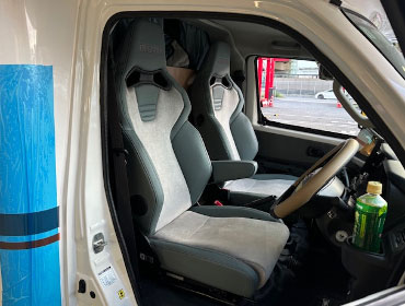 TOYOTA�@�^�E���G�[�X�@S413U�@�Ɂ@RECARO�i���J���j�@SR-C�@UT100H�@A/R�@�T�[�W�O���C�@���@SR-C�@UT100�@A/R�@�T�[�W�O���C�@����