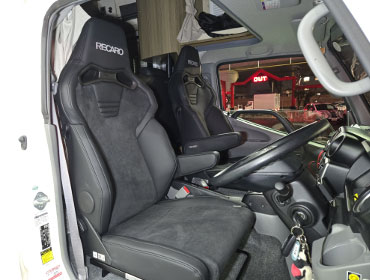 TOYOTA�@�J�����[�h�@KDY281���@�Ɂ@RECARO�i���J���j�@SR-C�@UT100H�@A/R�@BK�@�~���E�@����