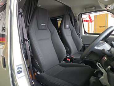 TOYOTA�@�^�E���G�[�X�@S413M�i2025�N�j�@�Ɂ@RECARO�i���J���j�@LX-F�@TR�@NN�@�~���E�@����