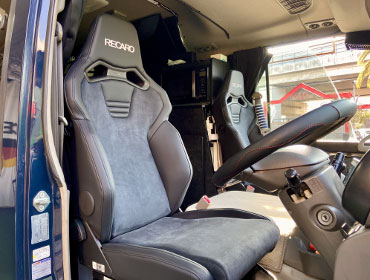 TOYOTA�@�R�[�X�^�[�@XZB51�i2005�N�j�@�Ɂ@RECARO�i���J���j�@SR-C�@UT100H�@A/R�@BK�@�V�[�g�q�[�^�[�t���@�~���E�@����