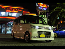 DAIHATSU�@�^���g�J�X�^��