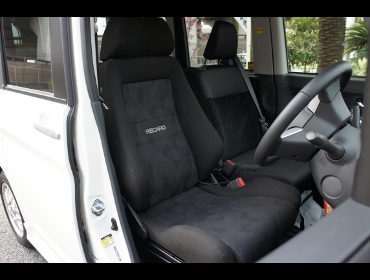 RECARO�i���J���V�[�g�j�@DAIHATSU�@�^���g�@LA610S��RECARO�i���J���j�@�G���S���hD�@BK�@����