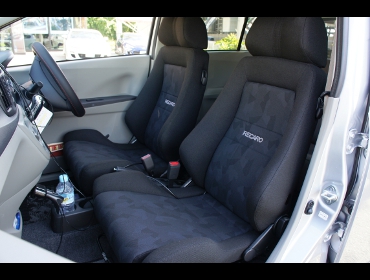 RECARO�i���J���V�[�g�j�@DAIHATSU�@�~���C�[�X��RECARO�i���J���j�@�G���S���hD�@�~2�r�@����