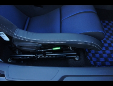 RECARO�i���J���V�[�g�j�@DAIHATSU�@�R�y���@LA400K�Ƀ��J���@RS-G SK2 BK/BL�@����