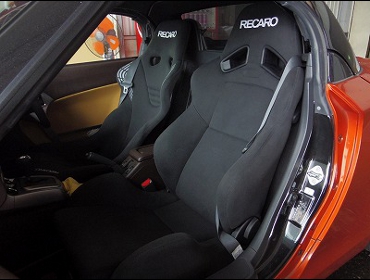 RECARO�i���J���V�[�g�j�@DAIHATSU�@�R�y�����[�u�Ƀ��J���@RS-GS�@BK�@���@SR-7 KK100�@BK�@����