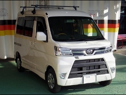 RECARO�i���J���V�[�g�j�@DAIHATSU�@�n�C�[�b�g�J�[�S�@�N���[�Y�^�[�{�@S321V�i2018�N�j�@�Ɂ@���J���@LX-F IN110�@BK�@A/R�@����