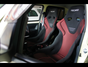 RECARO�i���J���V�[�g�j�@DAIHATSU�@�G�b�Z�@L235S�@�Ɂ@���J���@RS-G�@GK�@BK/RED�@�~2�r�@����