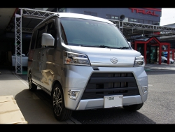 DAIHATSU�@�n�C�[�b�g�J�[�S�@�N���[�Y�^�[�{�@S321V�i2019�N1���j�@�Ɂ@RECARO�i���J���j�@SR-7F�@KK100�@BK�@�A�[�����X�g�t���@����