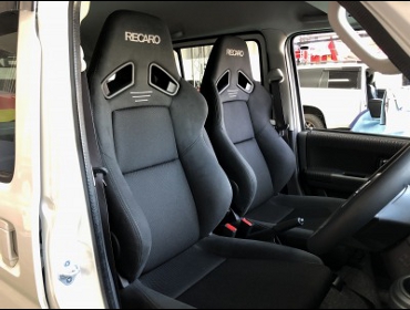 DAIHATSU�@�A�g���[���S���@S321G�i2019�N�j�@�Ɂ@RECARO�i���J���j�@SR7F�@GK100�@BK/BK�@�~���E�@����