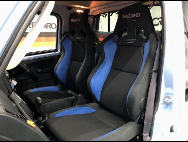 DAIHATSU�@�n�C�[�b�g�W�����{�@�Ɂ@RECARO�i���J���j�@SR-7F�@����A�h�o���X�G�f�B�V�����@�u���[�@�A�[�����X�g�t���@�~���E�@����