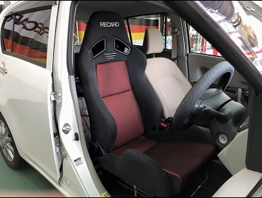 DAIHATSU�@�~���C�[�X�@LA300S�i2010�N�j�@�Ɂ@RECARO�i���J���j�@SR-7�@GK100�@BK/RED�@����
