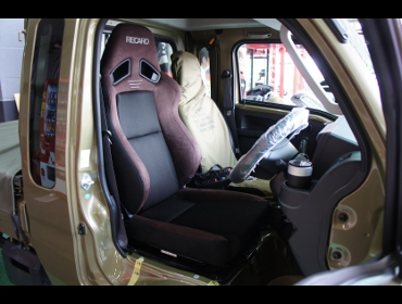 DAIHATSU�@�n�C�[�b�g�g���b�N�@S500�@�Ɂ@RECARO�i���J���j�@SR-7F�@GU100H�@�u���E���@�V�[�g�q�[�^�[�t���@����