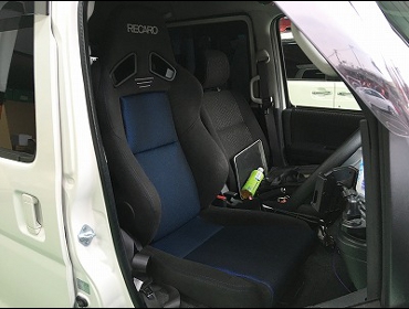 DAIHATUS�@�A�g���[�i2020�N�j�@�Ɂ@RECARO�i���J���j�@SR-7F�@GK100�@BK/�u���[�@A/R�^�C�v�@����