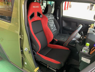 DAIHATSU�@�^�t�g�@LA900S�i2021�N�j�@�Ɂ@RECARO�i���J���j�@SR-7F�@GU100H�@RED�@�V�[�g�q�[�^�[�t���@����