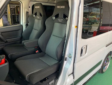 DAIHATSU�@�A�g���[�@S700�@�Ɂ@RECARO�i���J���j�@SR-7F�@GK100�@BK/SIL�@�A�[�����X�g�t���@�~���E�@����