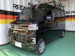 DAIHATSU�@�A�g���[�@S700�i2023�N�j�@�Ɂ@RECARO�i���J���j�@SR-7F�@GK100�@BK/BK�@����