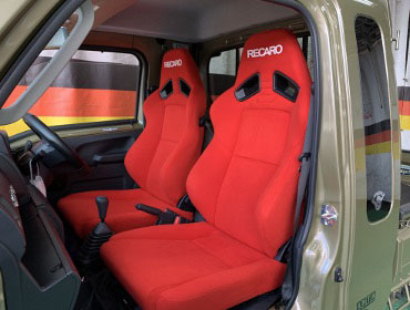 DAIHATSU�@�n�C�[�b�g�W�����{�g���b�N�i2022�N�j�@�Ɂ@RECARO�i���J���j�@SR-7F�@KK100�@RED�@�~���E�@�����@