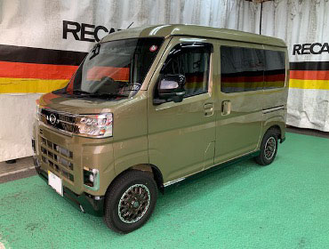 DAIHATSU�@�A�g���[�@S710�i2023�N�j�@�Ɂ@RECARO�i���J���j�@SR-7F�@GK100�@BK/BK�@A/R�@����