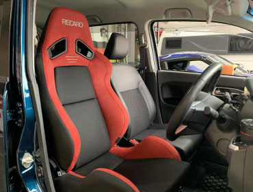 DAIHATSU�@���[�u�@LA150S�i2018�N�j�@�Ɂ@RECARO�i���J���j�@SR-7�@GU100�@RED�@����