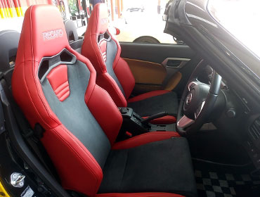 DAIHATSU�@�R�y���@LA400�i2023�N�j�@�Ɂ@RECARO�i���J���j�@SR-C�@UT100H�@RED�@�~���E�@����