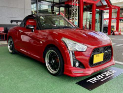 DAIHATSU�@�R�y�����[�u�@LA400K�i2014�N�j�@�Ɂ@RECARO�i���J���j�@RS-GS�@RED�@����