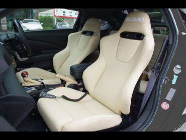 ���J���@�X�|�[�cJC�@���U�[�@�z���C�g