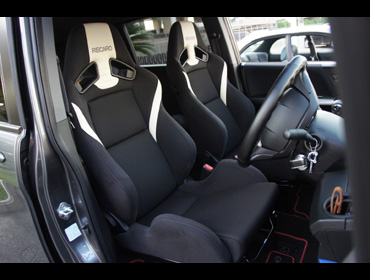 ���J���@SR-7 Lassic �z���C�g���U�[