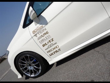 RECARO�i���J���V�[�g�j�@HONDA�@�G�f�B�b�N�X��RECARO�i���J���j�@SR-7 KK100 RED�@�~2�r�@����