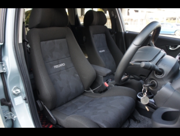 RECARO�i���J���V�[�g�j�@HONDA�@�t�B�b�g�@GD4��RECARO�i���J���j�@�G���S���hD�@BK�@�~2�r�@����