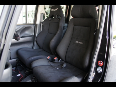 RECARO�i���J���V�[�g�j�@HONDA�@N-BOX�Ƀ��J���@SR-7F SK100�@BK�@���@�G���S���hD�@BK�@����