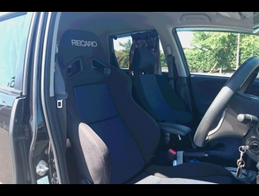 RECARO�i���J���V�[�g�j�@HONDA�@�t�B�b�g�@GE6�Ƀ��J���@SR-7F SK100�@BK/BL�@����