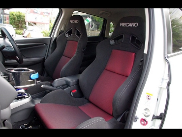 RECARO�i���J���V�[�g�j�@HONDA�@�t�B�b�gHV�@�Ƀ��J���@SR-7 SK100�@BK/RED�@�~2�r�@����