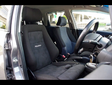 RECARO�i���J���V�[�g�j�@HONDA�@�t�B�b�g�@GE6�Ƀ��J���@�G���S���hMV�@BK�@����