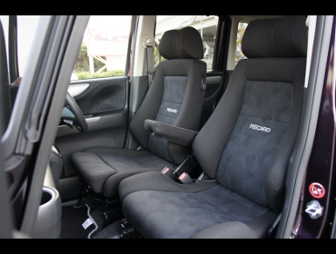 RECARO�i���J���V�[�g�j�@HONDA�@N-BOX�@���f���[��X�Ƀ��J���@�G���S���hMV�@���@�G���S���hD�@����