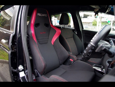 RECARO�i���J���V�[�g�j�@HONDA�@�t�B�b�g3�@GK�Ƀ��J���@����SR-6 �X�[�p�[�V���^���NNU�@����