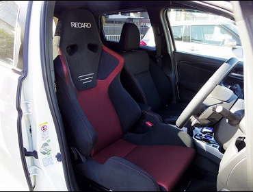 RECARO�i���J���V�[�g�j�@HONDA�@�t�B�b�g�@GP5�Ƀ��J���@SR-6 SK100S BK/RED�@����