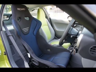 RECARO�i���J���V�[�g�j�@HONDA�@�C���T�C�g�@ZE1�Ƀ��J���@RS-G GK�@BK/BL�@����