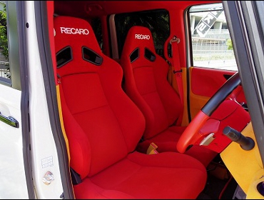 RECARO�i���J���V�[�g�j�@HONDA�@N-BOX�J�X�^���@JF-1�Ƀ��J���@SR-7F KK100�@RED�@�~2�r�@����