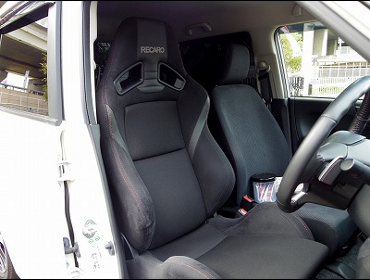 RECARO�i���J���V�[�g�j�@HONDA�@N-ONE�@JG1�Ƀ��J���@SR-7 Lassic�@BK/RED�@����