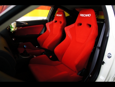 RECARO�i���J���V�[�g�j�@HONDA�@�C���e�O���^�C�vR�@DC5�@�Ɂ@RECARO�i���J���j�@SR-6�@KK100S�@RED�@�~2�r�@����